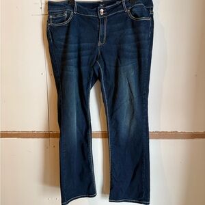 Chloe Women's Straight Leg Jeans in Deep Blue